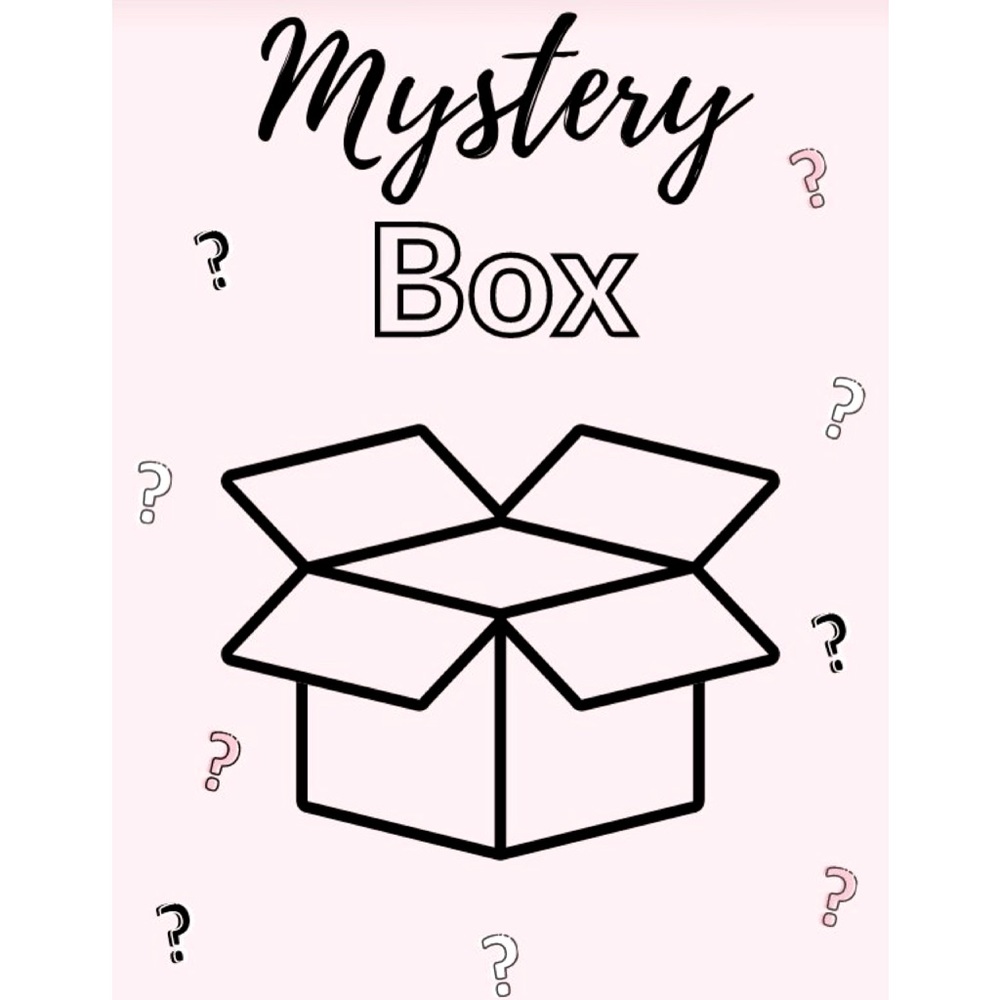 5 piece Women’s clothing mystery box- size Medium